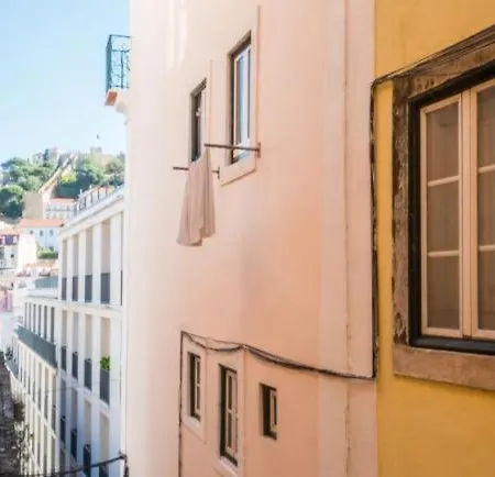 Centro Castelo Sao Jorge 아파트 *